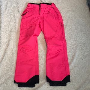 Snowboarding pants